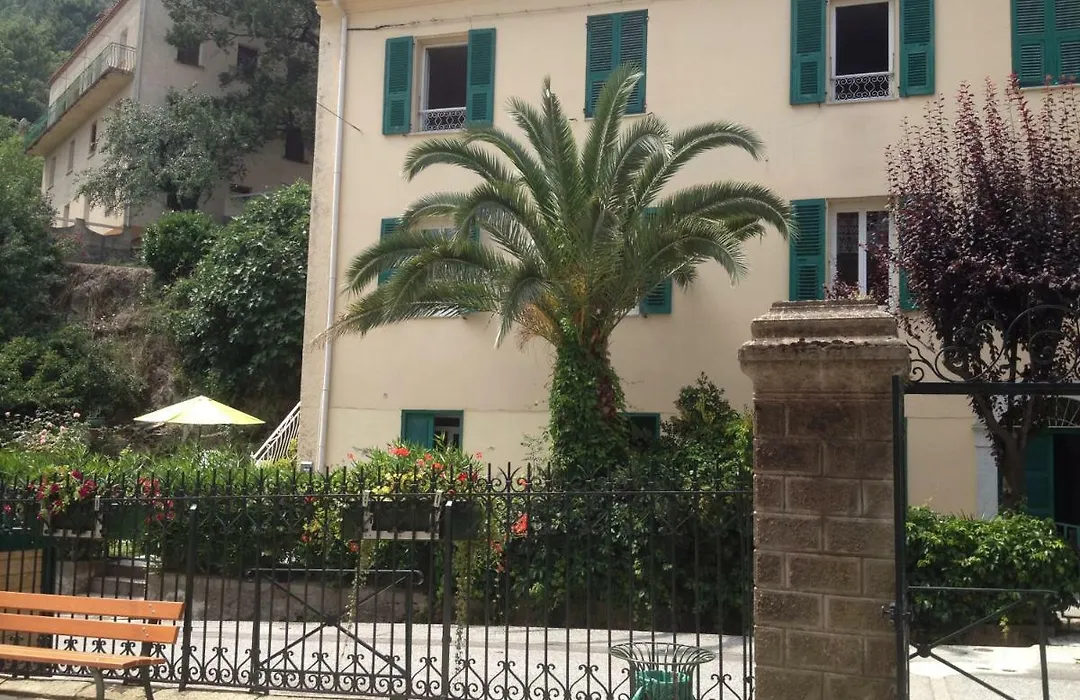 Charmant appartement avec jardin et terrasse-1