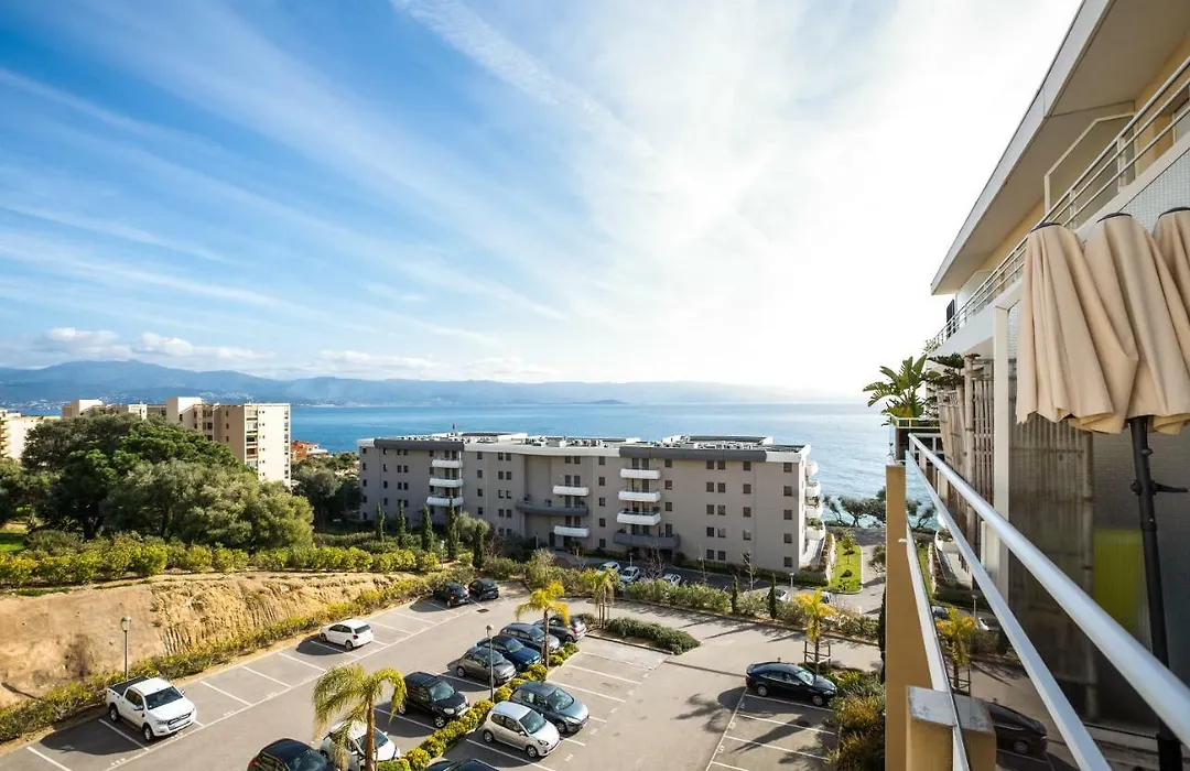 Evasion Marine - T2 Vue Mer - Terrasse - Plage A Pied-1