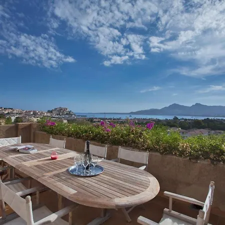 Villa Campagne A Calvi Piscine Chauffee Vue Mer Proche Plage Et Centre-2