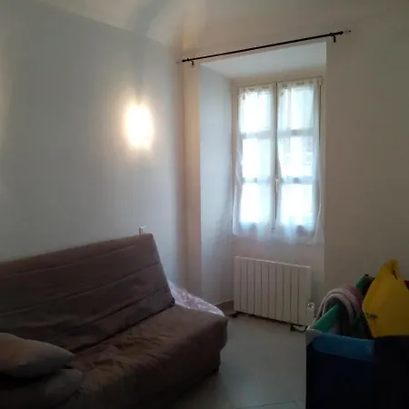 Appartement cours Bonaparte-3