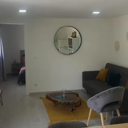 Appartement 2 Chambres 5 Minutes De La Riviere Et 10 De La Plage-3