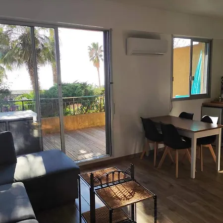 Superbe T1 Neuf Avec Vue Mer Sur Marinella-3