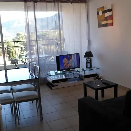 Appartement vue mer et montagne-3