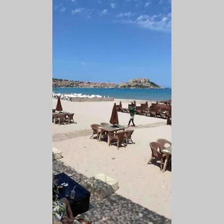 Calvi : Appartement Familiale Avec Jardin-2