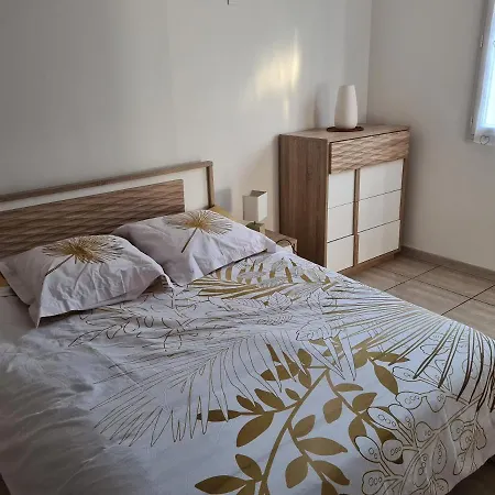 Superbe Appartement Avec Parking Gratuit Et Coin Exterieur-2