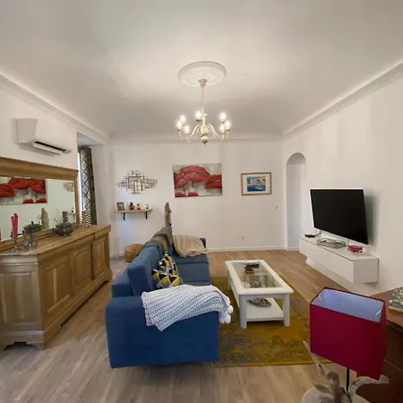 Centre Ville Ajaccio Tres Bel Appartement De Charme Tout Equipe-2