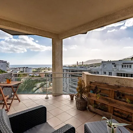 U Nidu - A Ajaccio, Magnifique Appartement 4 Couchages Vue Mer-3