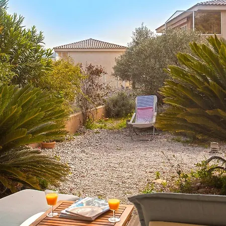 Casa Linda Au Calme Avec Jardin A 900 M Plage Port Et Centre De Calvi-2