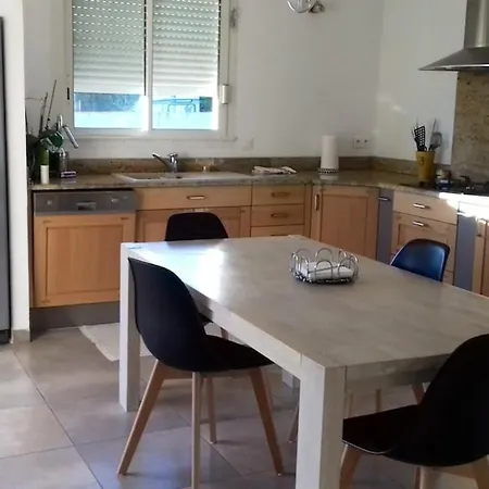 Villa De 3 Chambres Avec Piscine Privee Jardin Clos Et Wifi A Calvi-3
