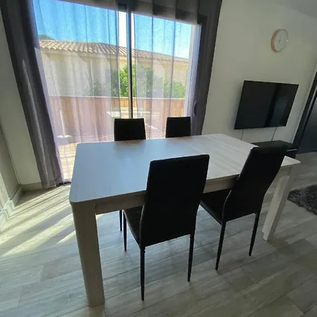 Maison Recente De 50 M2 Pour 4 Personnes-3