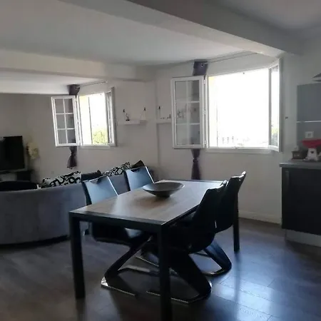 Magnifique Duplex En Plein Centre Ville-2
