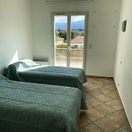 Villa De 4 Chambres Avec Piscine Privee Jardin Clos Et Wifi A Borgo-3