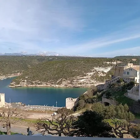 Vivre Au Coeur De La Citadelle-2