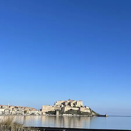 Appartement Proche De La Mer-3