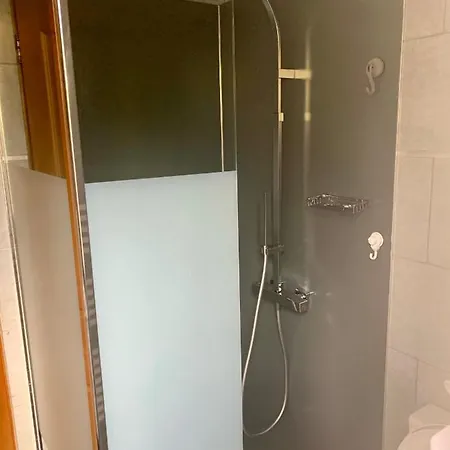 Studio Pinzali Avec Mezzanine-2