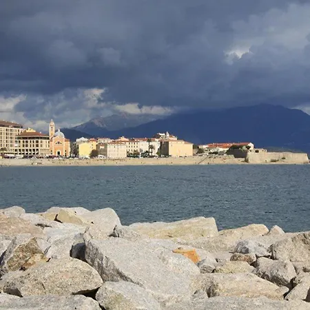 Appartement Cosy Dans Vieille Ville D'Ajaccio, Proche Plage, Marche Et Commodites. - Fr-1-61-507-2
