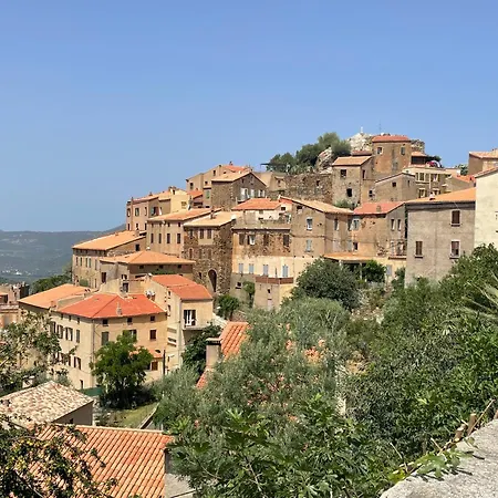 Charmante petite maison dans résidence avec piscine chauffée à 600 m de la plage-3