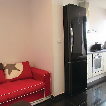 2 Bedroom Awesome Apartment In Algajola-3
