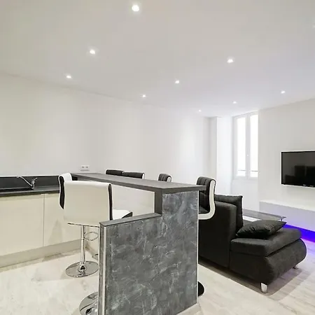 Carlota - Appartement Renove Au Coeur De La Vieille Ville - By Tgb-3