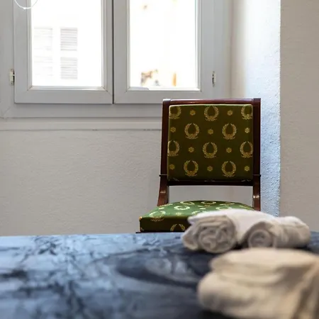 Madonuccia - Hypercentral Chic & Cosy-2