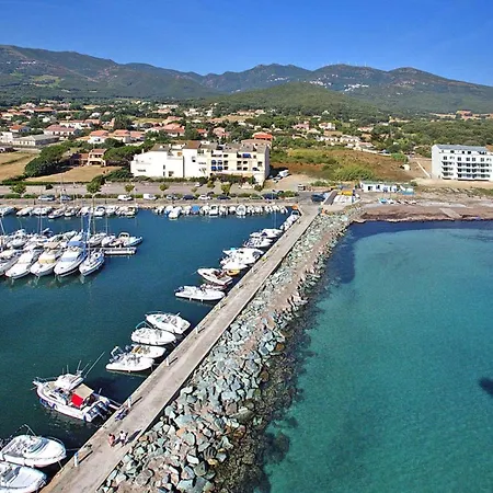 Res Villa Tyrrenia, Macinaggio Rogliano, Apartment With Bay View-2