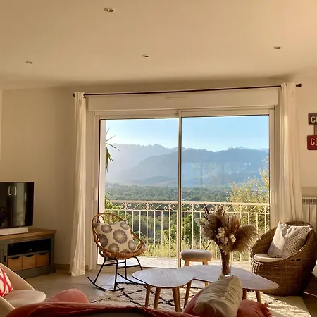 VILLA CARAMONTINU SERENA à Pinarello, proche plage, vue mer, piscine chauffée-2