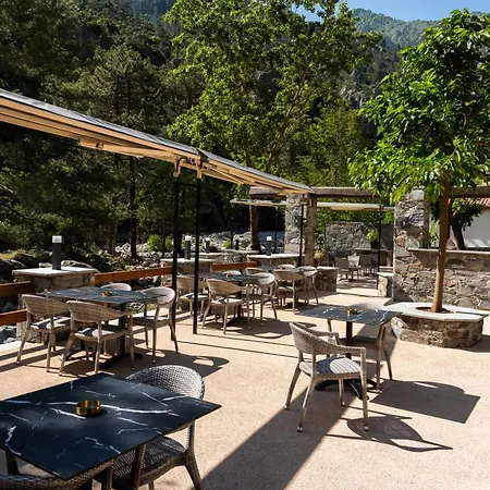 Hotel Arena restaurant le Refuge-2