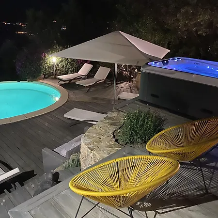 Swim Lodge Hotel Piscine Privee Ou Jacuzzi Prive-3