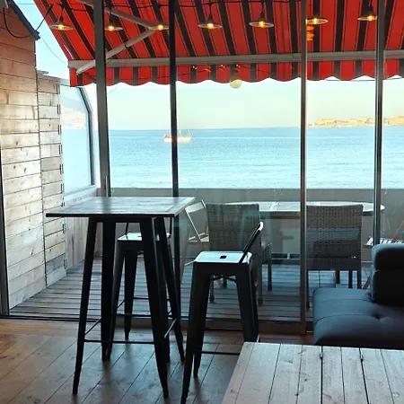 Appartement Sur La Plage-3