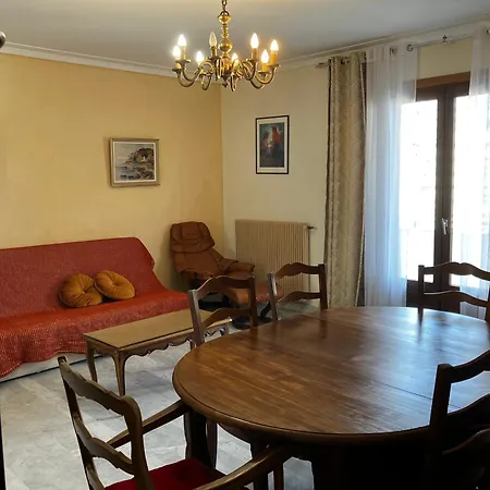 Tres Bel Appartement Avec Terrasse De 87M2 Avec Une Superbe Vue Panoramique Sur La Baie D Ajaccio-3