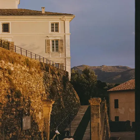Boutique Hotel NOAE by Emerald Stay-2