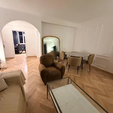 Appartement T4 Spacieux 100M2 Climatise-2