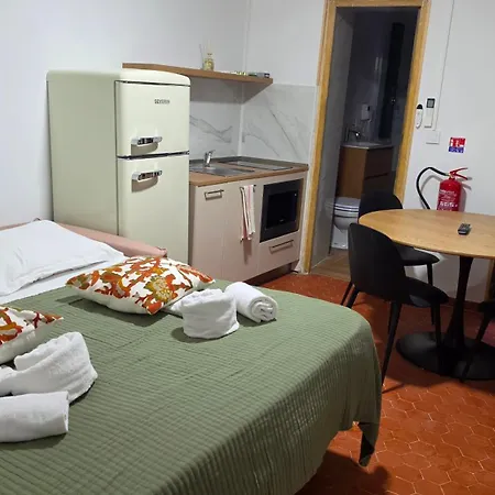 L'Escale Port Chambres A Louer-2
