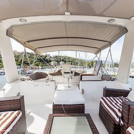 Ocean Yacht Trawler - Le Caloa-2