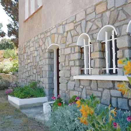 3 Bedroom Lovely Apartment In Calvi-2