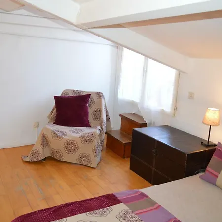 Studio Loft Avec Terrasse Centre Historique-2