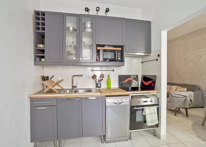 Huisdiervriedelijke Charming Flat In The Heart Of The Old Town Of Ajaccio - Welkeys Appartement