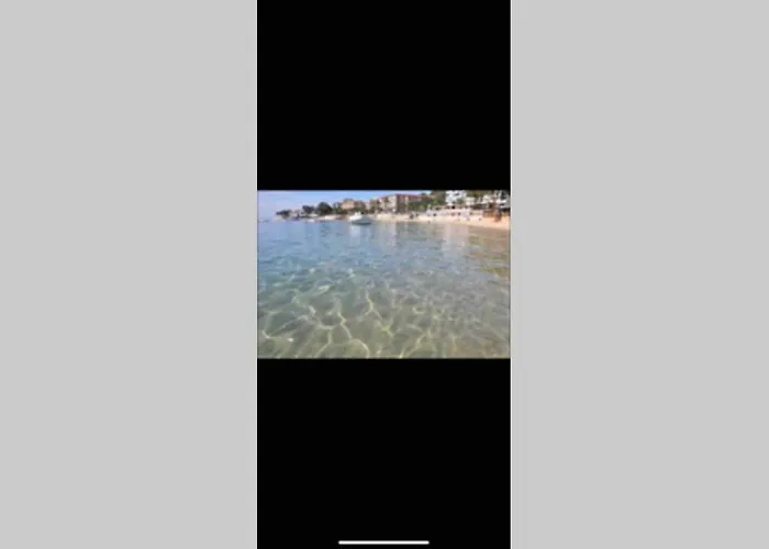 Ajaccio Magnifique T2 Neuf 40M2 Avec Balcon Au Trottel 4 Couchages Wifi Clim Parking Plage A Pieds 100M