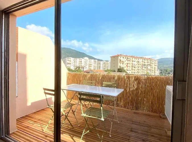 Superbe T2 Equipe Proche Centre Ville Ajaccio Avec Parking