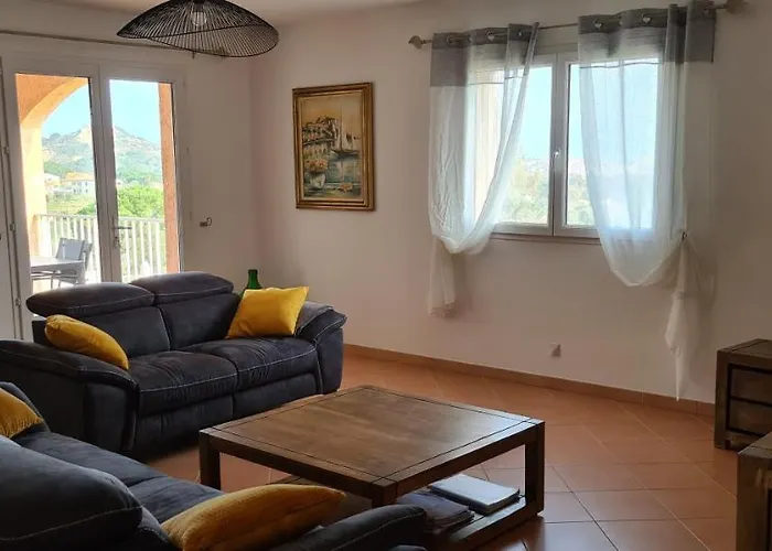 Private 130M2 Qui Surplombe La Baie De Calvi Vue Citadelle Villa