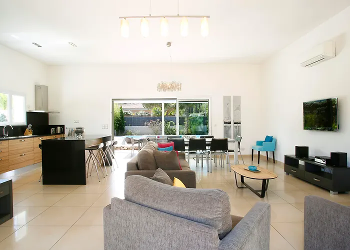 Calvi (Corsica) Vacation Rentals