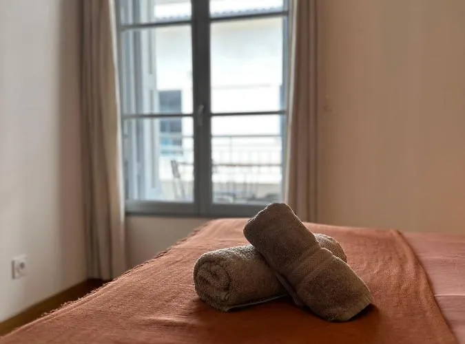 C31 - T2-Les Hauts Du Port-Parking-Clim-Wifi-50M Du Port Bonifacio 