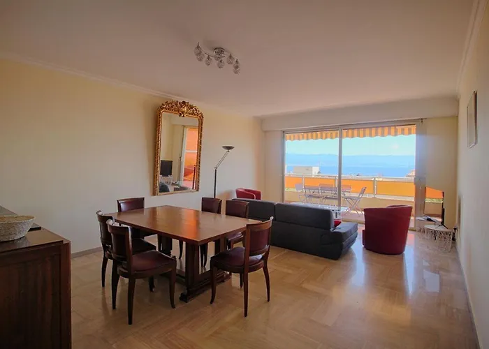 Ajaccio: Appartement Climatise 4 Pieces, 6 Couchages, Centre-Ville - Fr-1-61-509 Ajaccio 