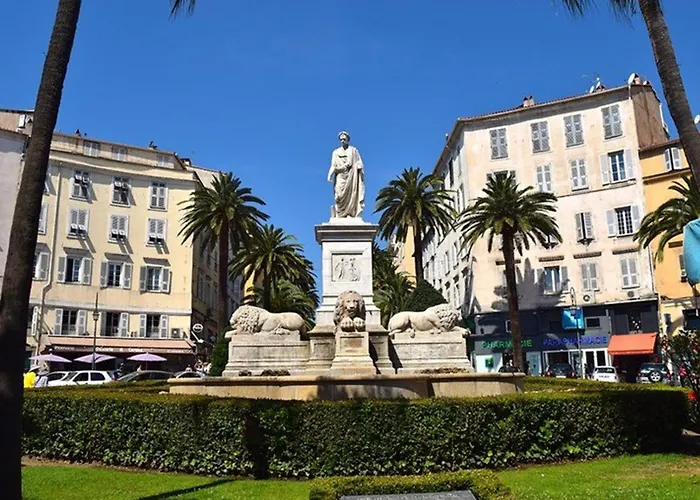 Huisdiervriedelijke Appartement Cosy Dans Vieille Ville D'Ajaccio, Proche Plage, Marche Et Commodites. - Fr-1-61-507