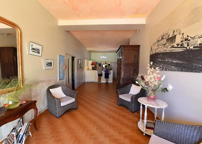 Hotel Cyrnea Calvi 